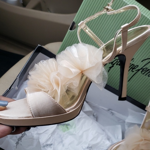 JACQUELINE FERRAR shoes - Picture 4 of 7